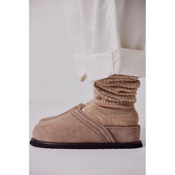 NEW FREE PEOPLE Sz 10 MILO EVERYDAY MULES OYSTER SUEDE - Picture 3 of 4